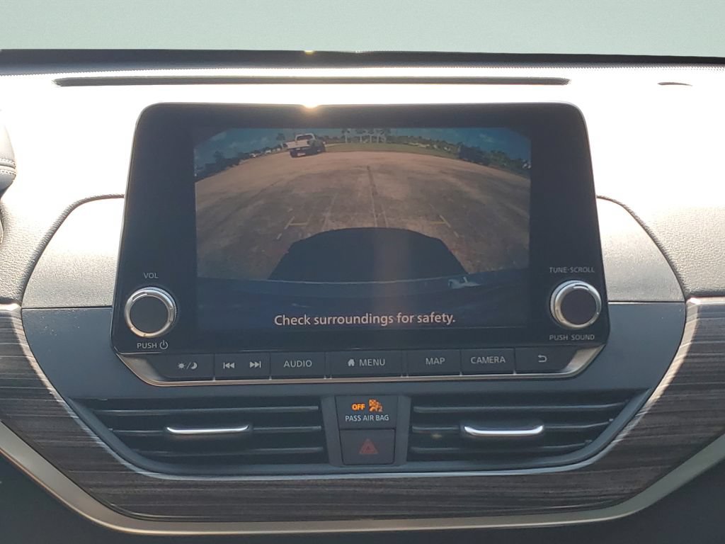 Used 2022 Nissan Altima 2.5 SL FWD image 18