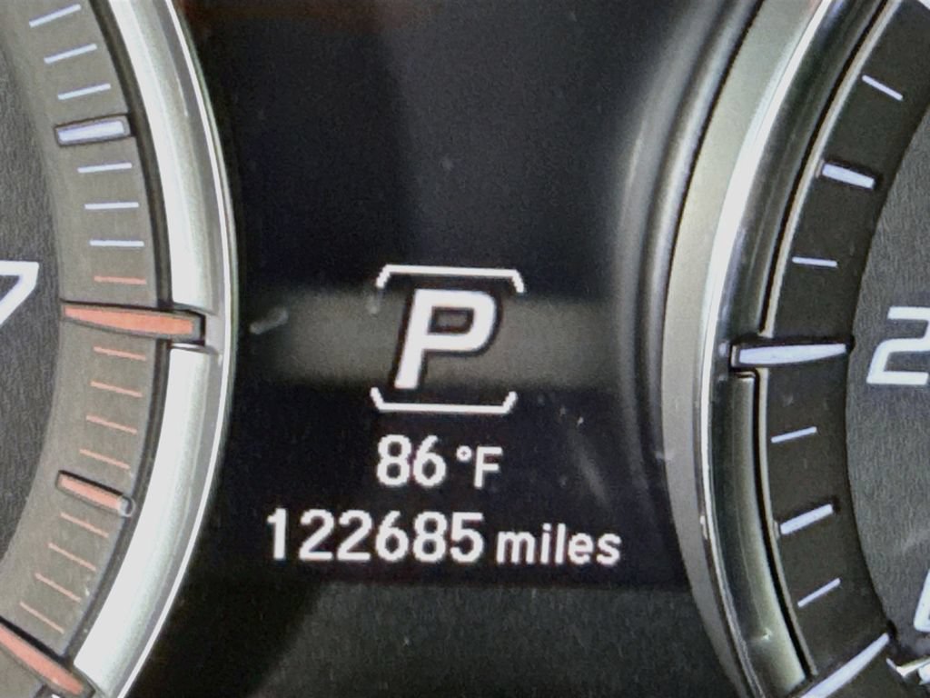 Used 2019 Acura TLX FWD image 4