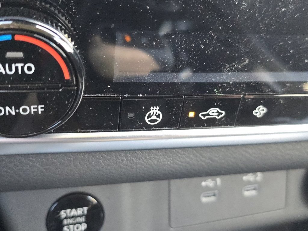 New 2026 Nissan Rogue SV w/ Cold Weather Package AWD/4WD image 4