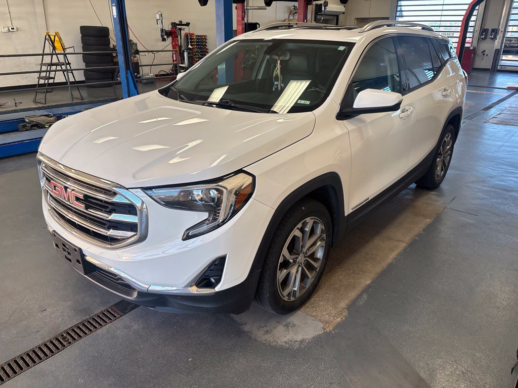 Used 2018 GMC Terrain SLT w/ Preferred Package AWD/4WD image 2