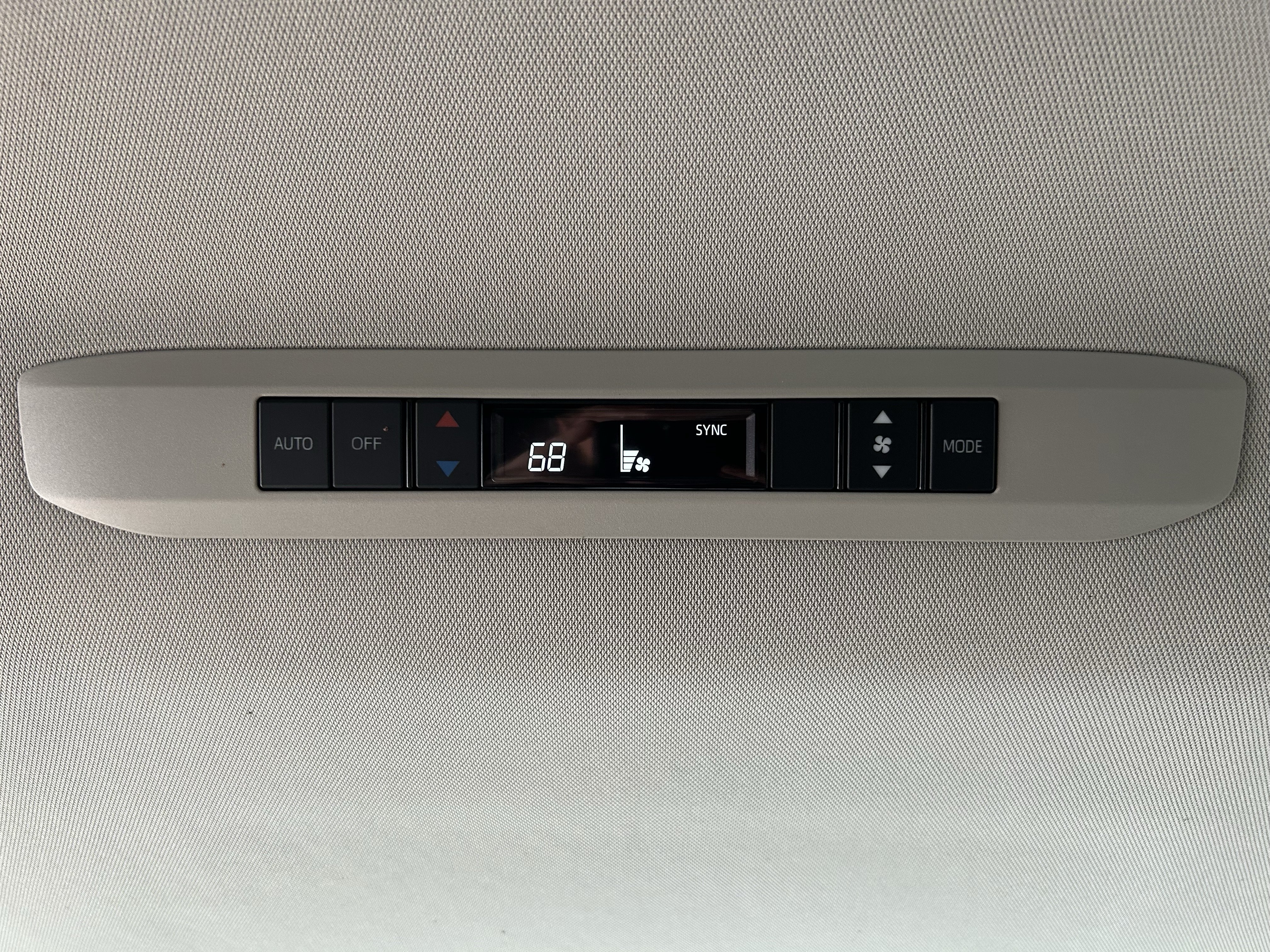Certified 2025 Toyota Sienna LE w/ LE Plus Package AWD/4WD image 21