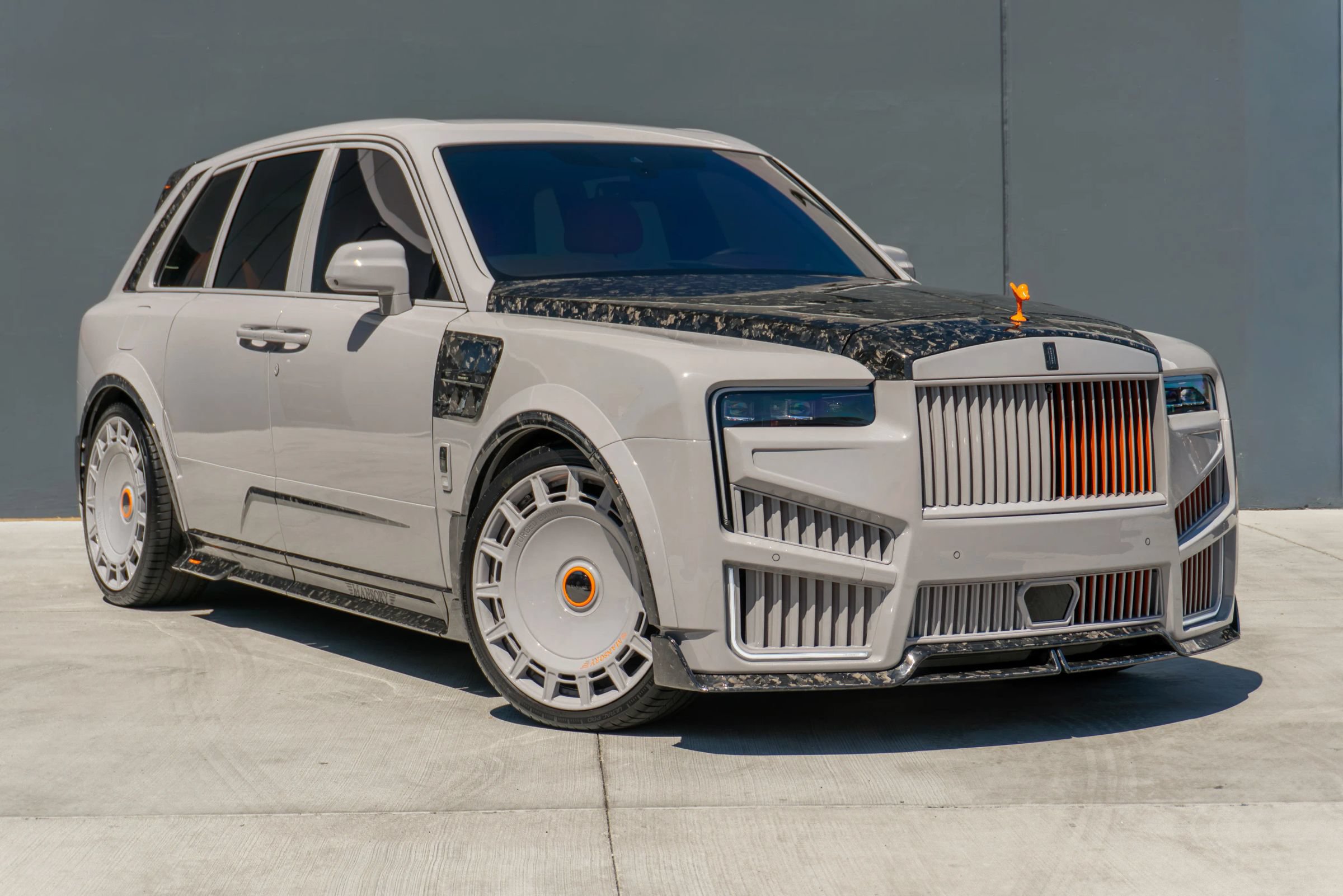 Used 2026 Rolls-Royce Cullinan AWD/4WD image 5
