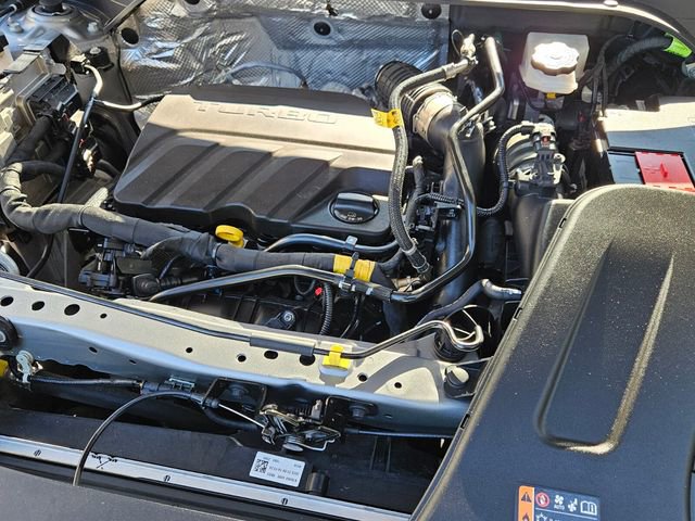 Used 2024 Chevrolet Trax LS image 24