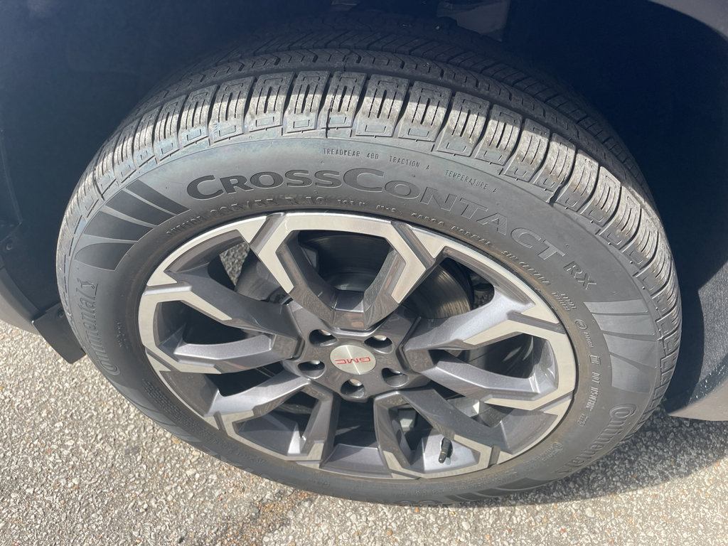 New 2026 GMC Terrain Elevation w/ Elevation Premium Package image 9