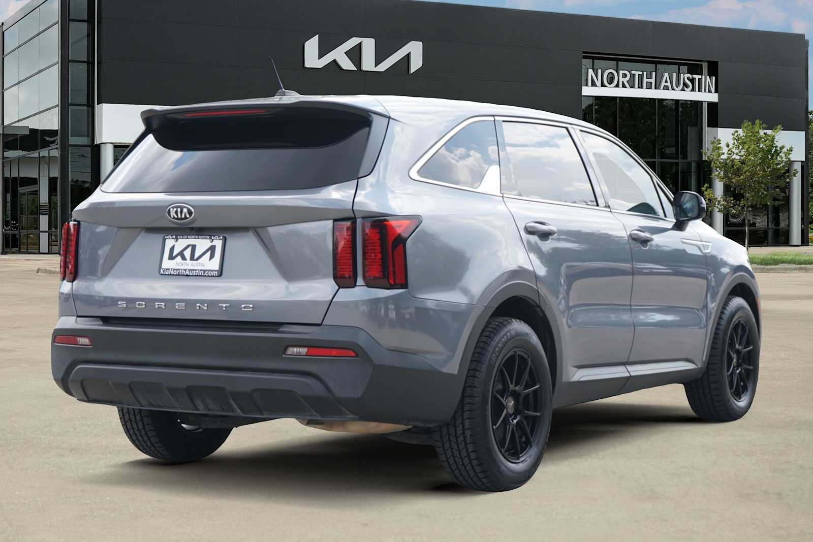Certified 2021 Kia Sorento LX FWD image 5