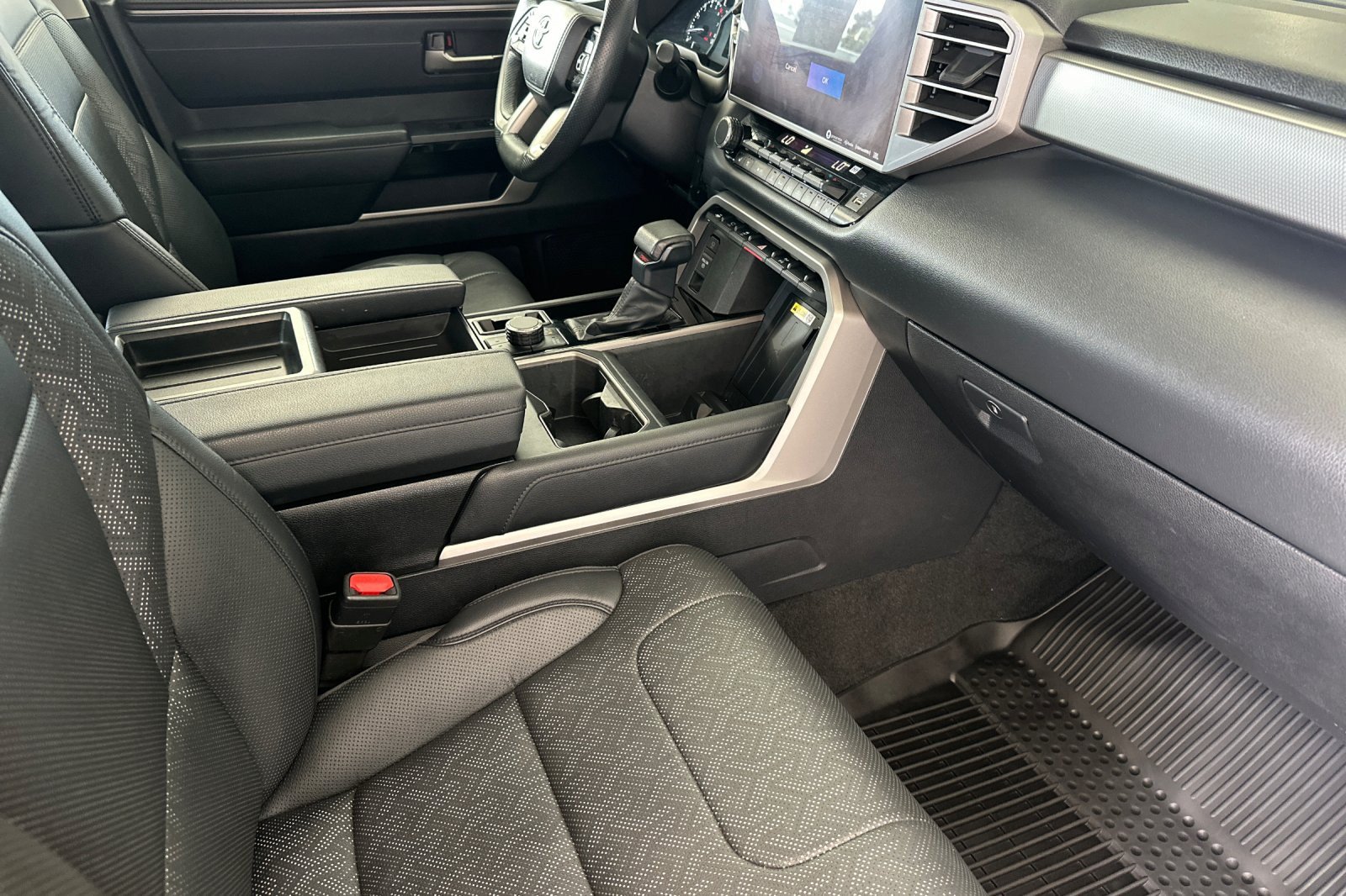 Used 2023 Toyota Tundra Limited w/ TRD Off-Road Package AWD/4WD image 14