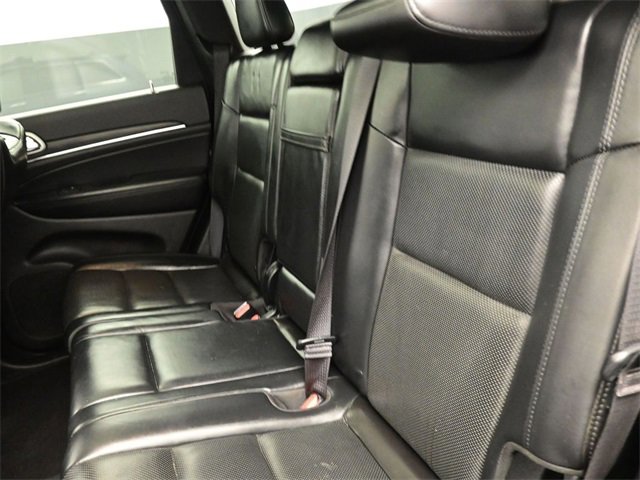 Used 2020 Jeep Grand Cherokee Limited w/ Luxury Group II image 16