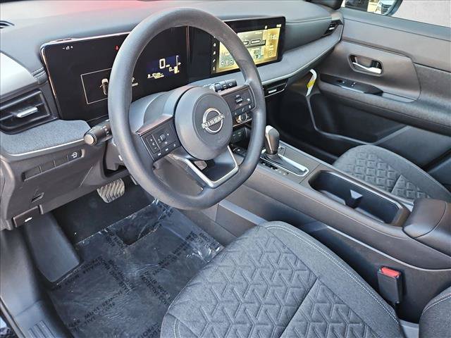 Certified 2025 Nissan Kicks SV FWD image 12