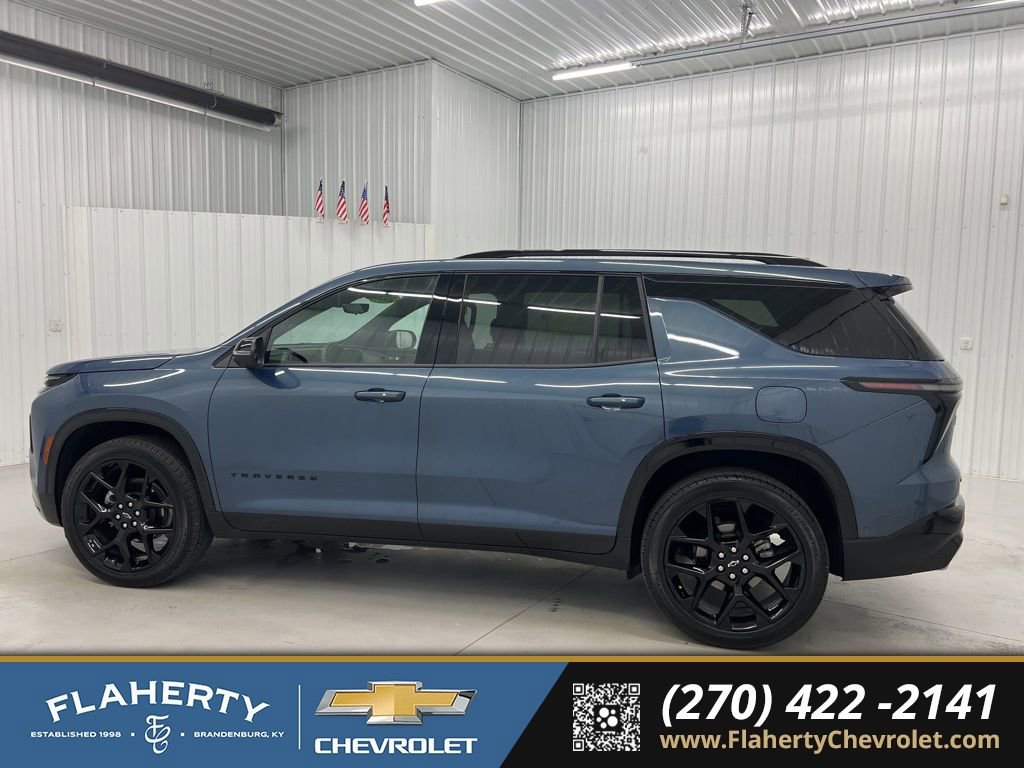 Used 2024 Chevrolet Traverse RS w/ LPO, Floor Liner Package image 5