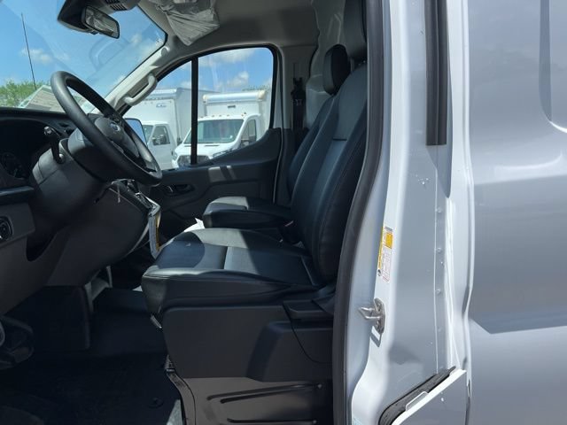 New 2023 Ford Transit 150 Low Roof RWD image 7
