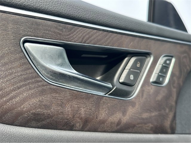 Used 2020 Audi Q8 Premium w/ Black Optic Package image 28