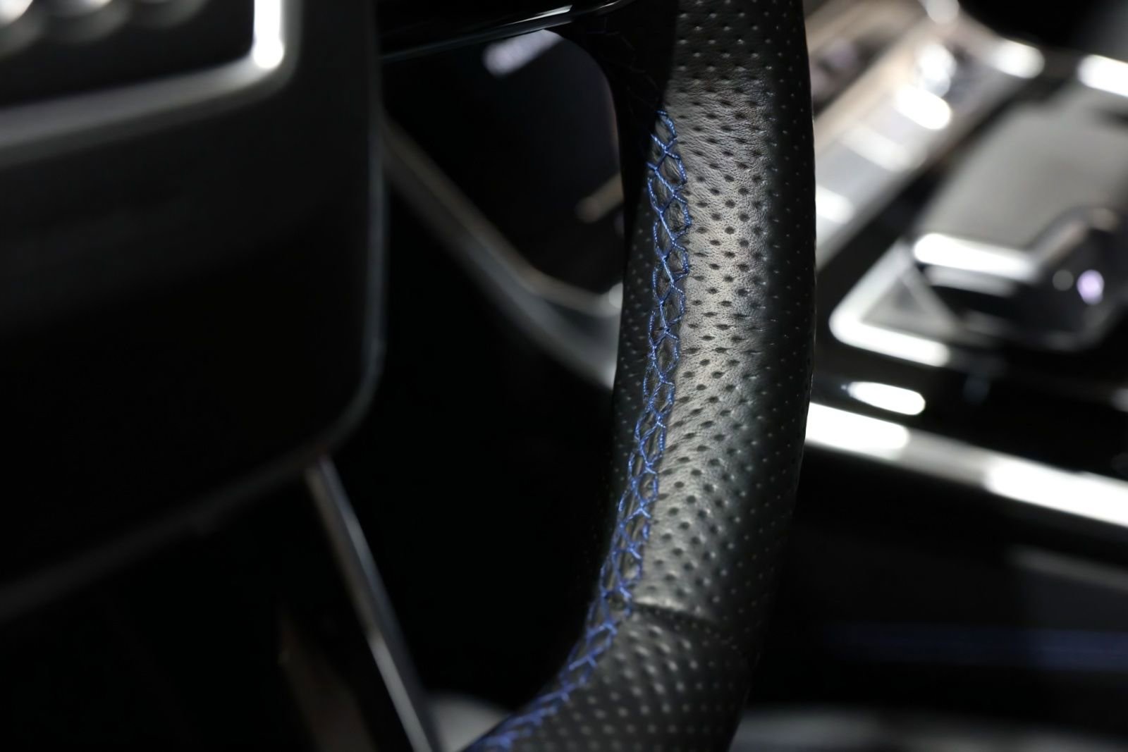 Used 2022 Audi RS 7 Sportback AWD/4WD image 15