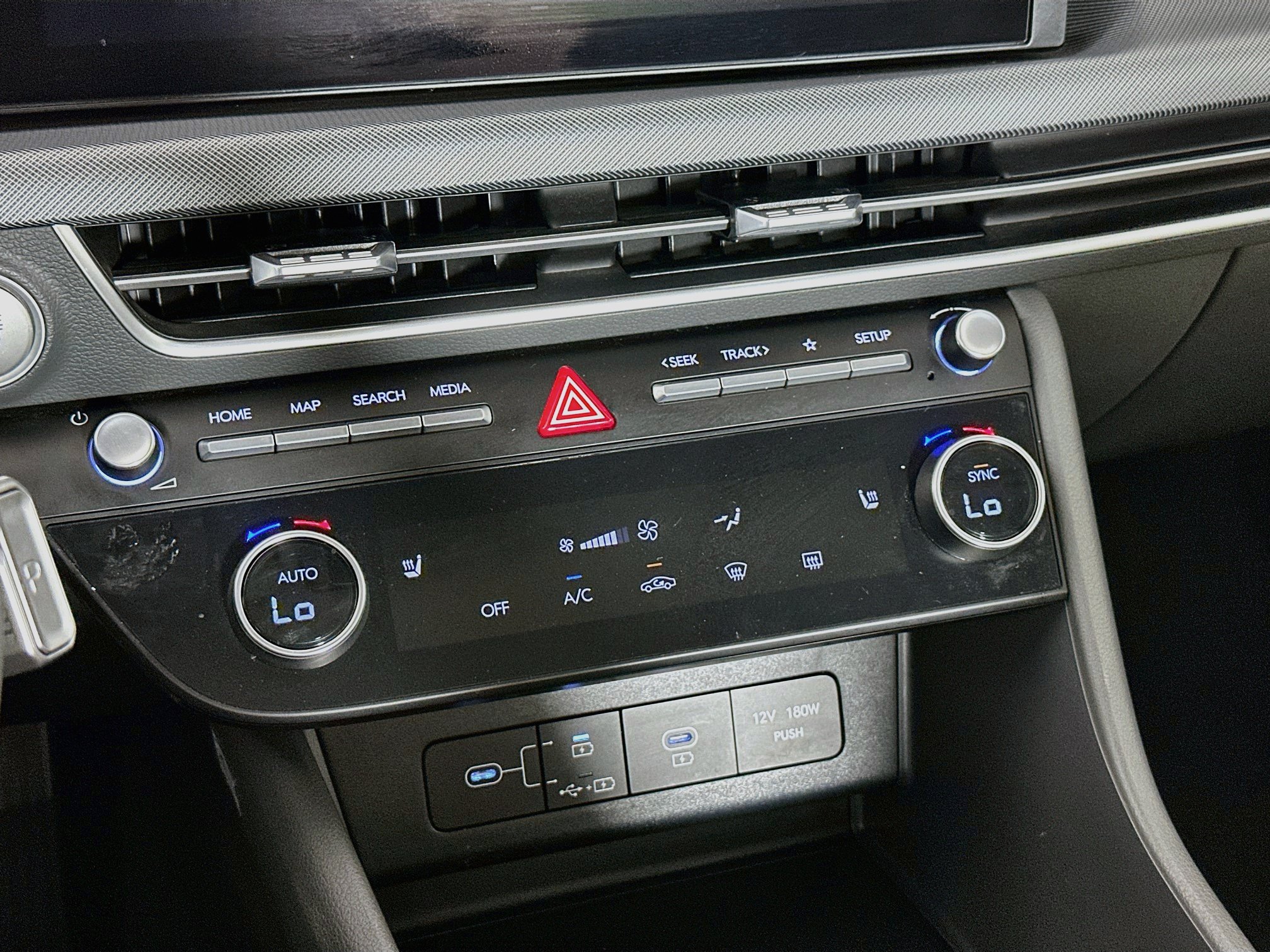 Used 2025 Hyundai Sonata SEL FWD image 23