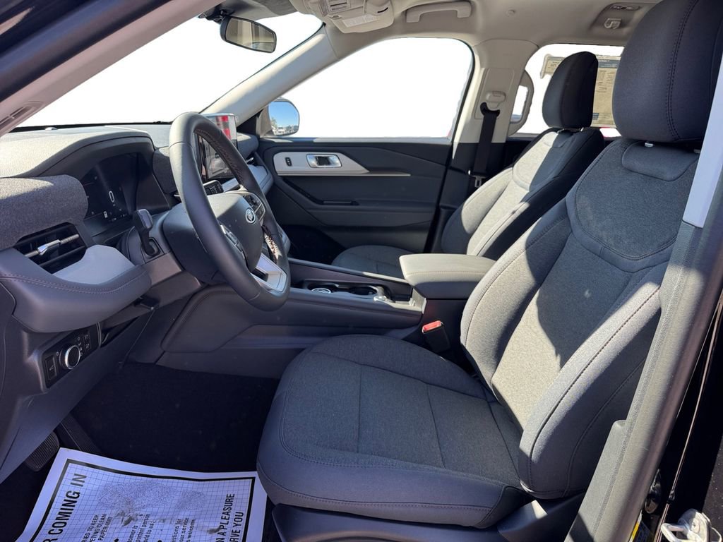 New 2026 Ford Explorer Active image 11