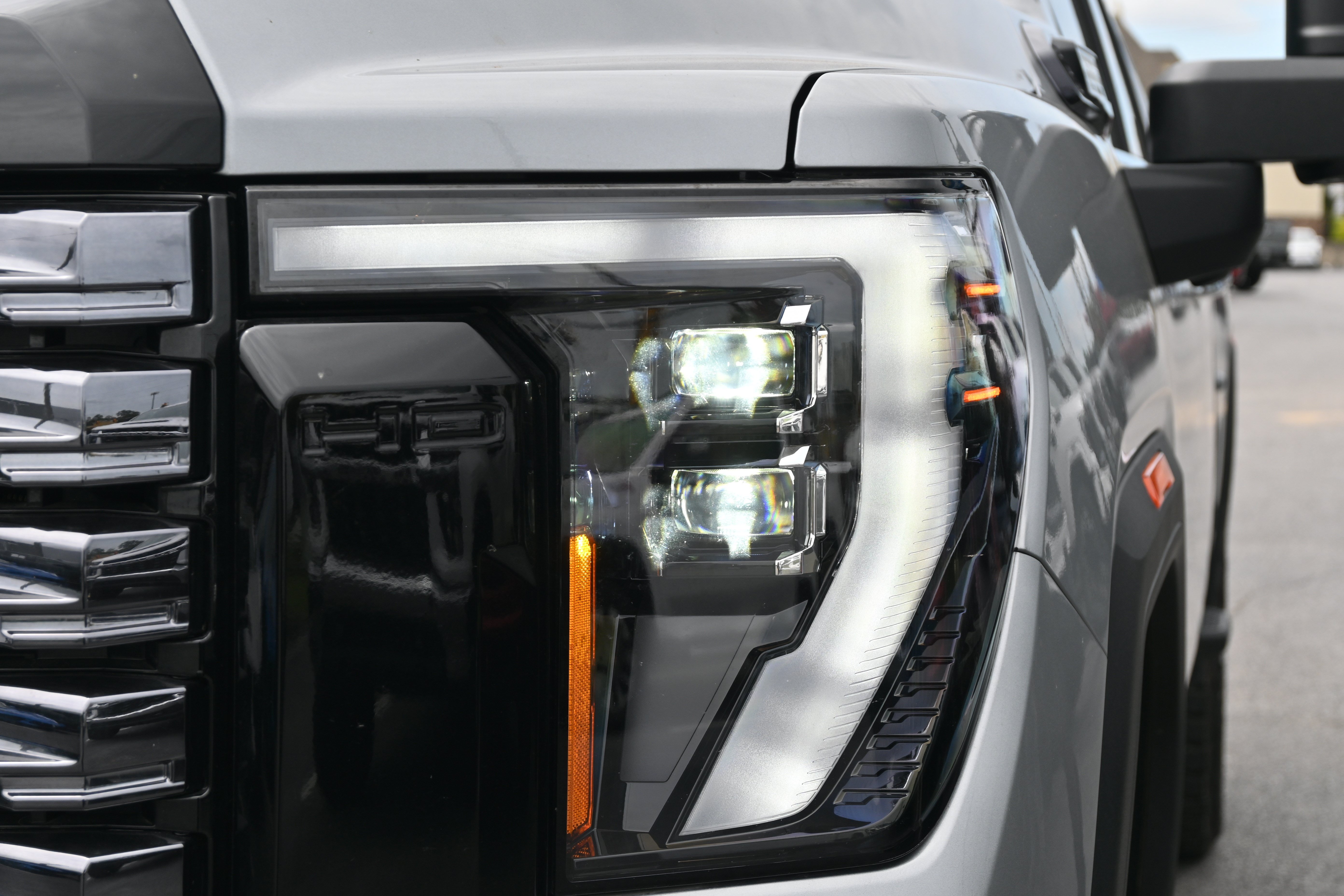 Used 2025 GMC Sierra 2500 Denali Ultimate w/ Max Trailering Package AWD/4WD image 18