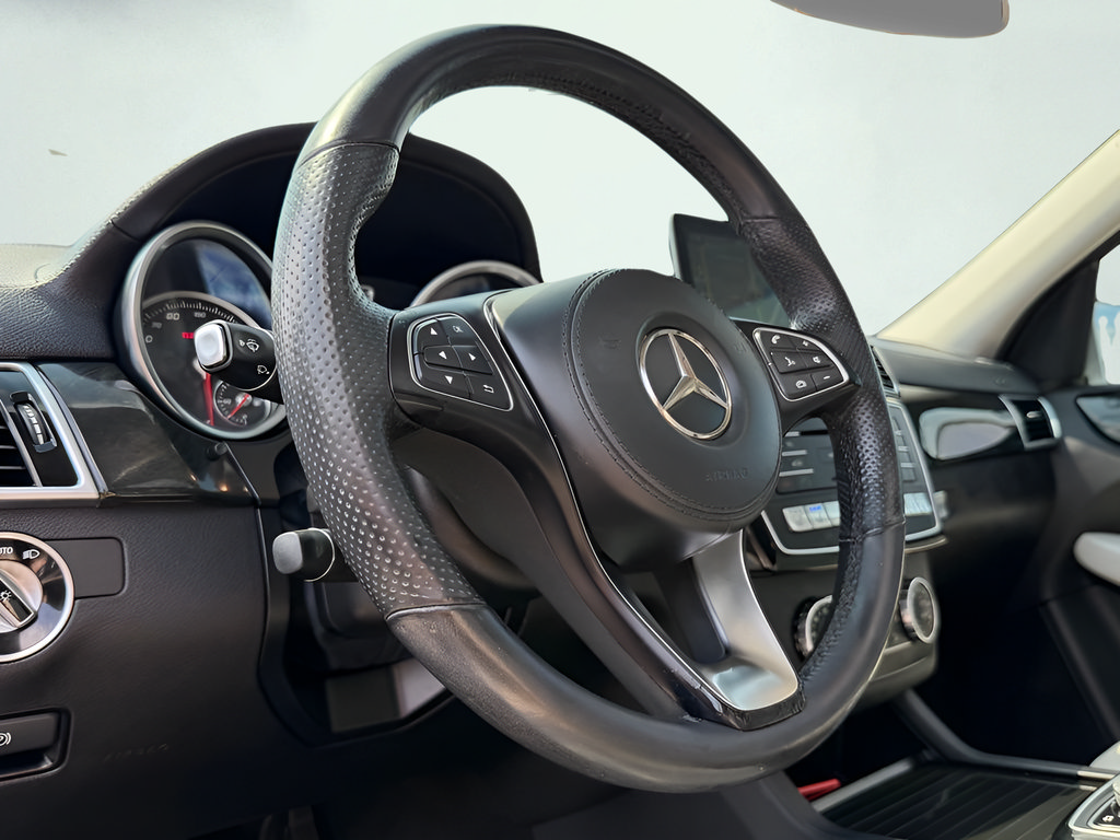 Used 2018 Mercedes-Benz GLS 450 4MATIC image 39