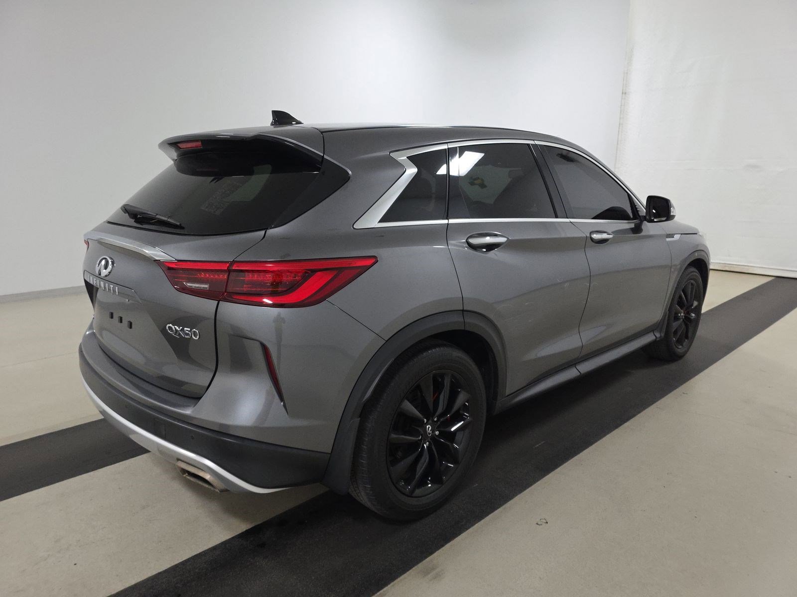 Used 2021 INFINITI QX50 Pure AWD/4WD image 6