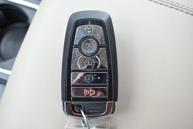 Used 2023 Lincoln Corsair Reserve w/ Equipment Group 201A AWD/4WD image 34