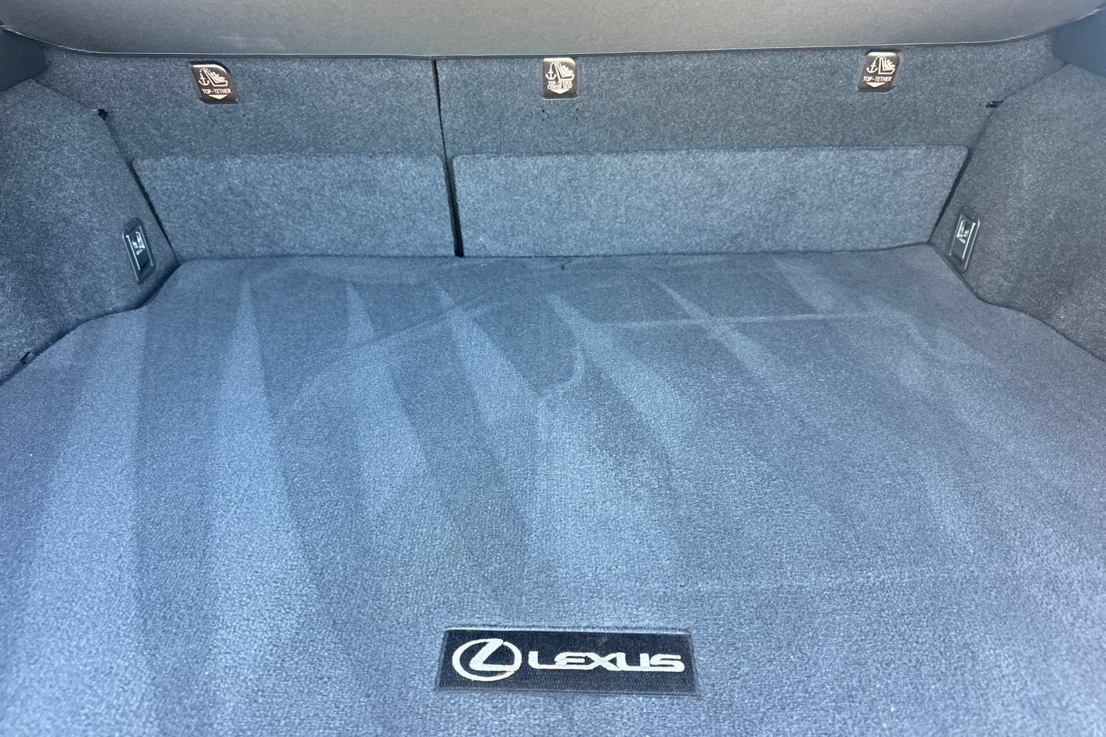 Used 2020 Lexus UX 250h w/ Accessory Package 2 AWD/4WD image 18