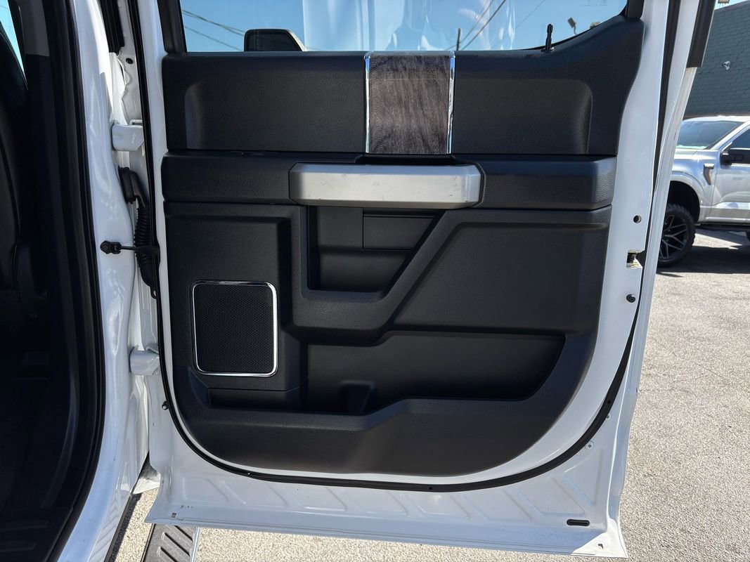 Used 2017 Ford F250 Lariat w/ Lariat Value Package image 23