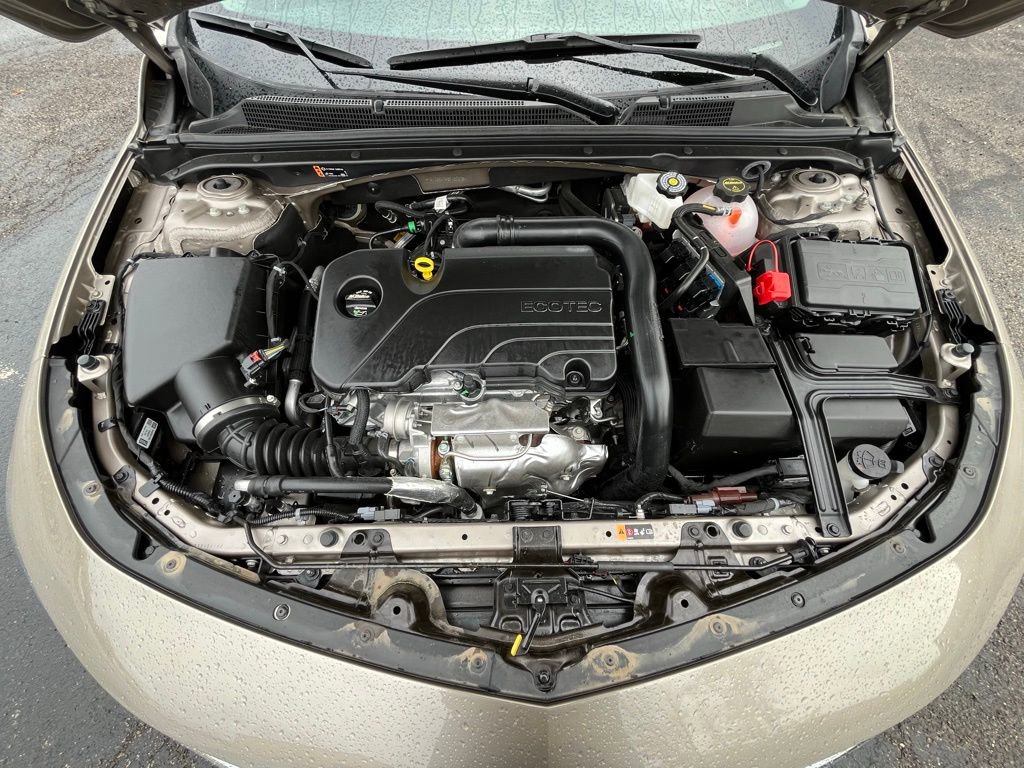 Certified 2025 Chevrolet Malibu RS image 9