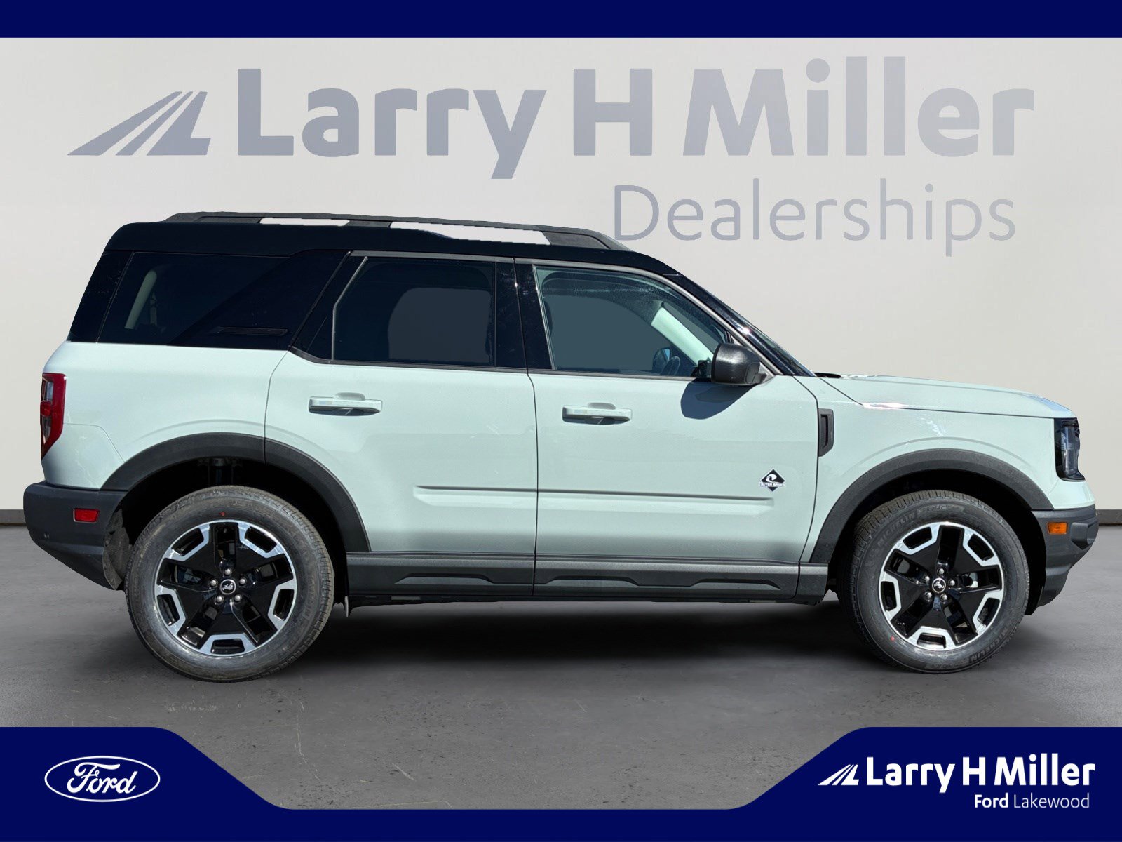 Used 2021 Ford Bronco Sport Outer Banks image 6