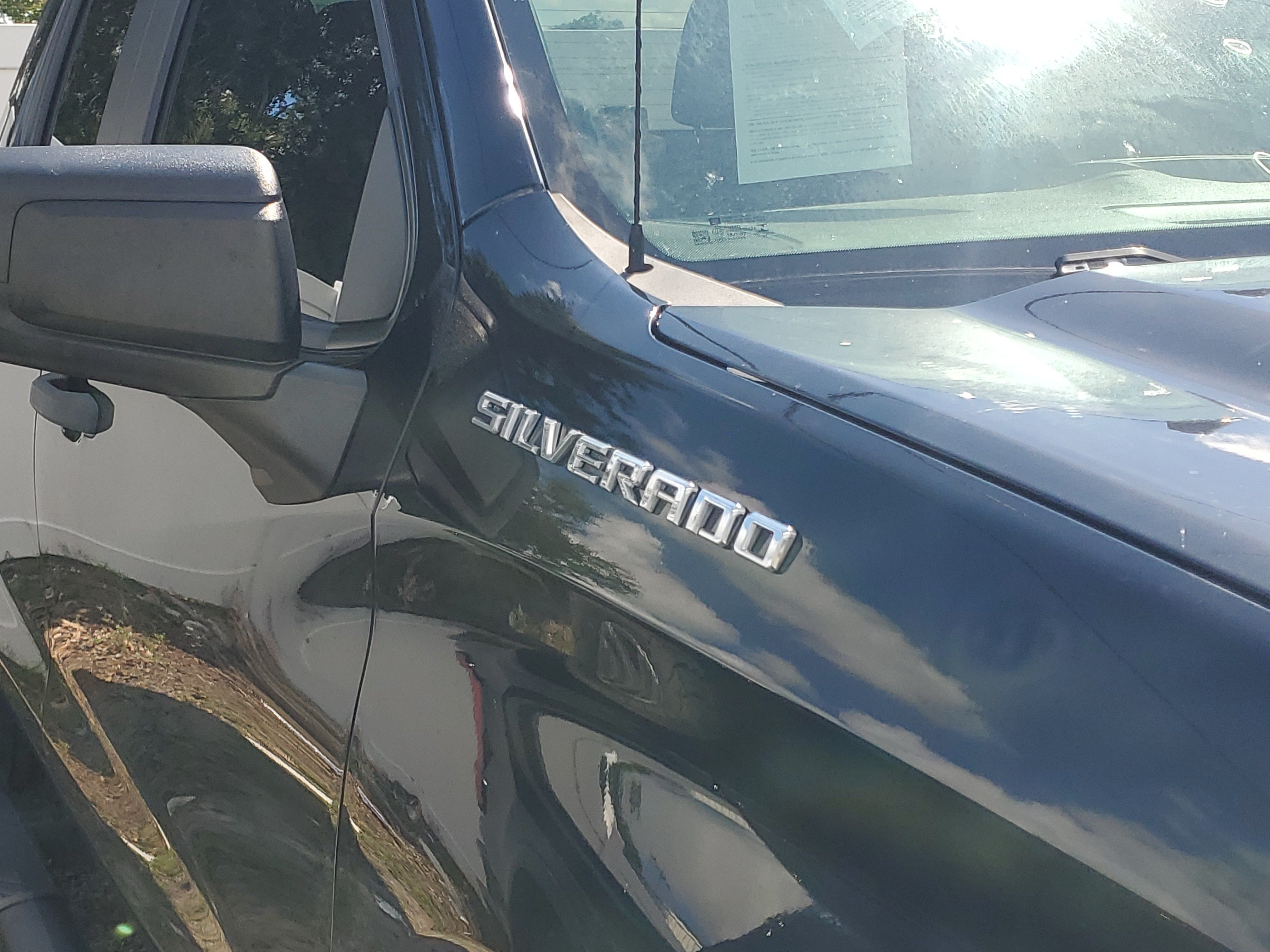 Used 2021 Chevrolet Silverado 1500 Custom AWD/4WD image 3