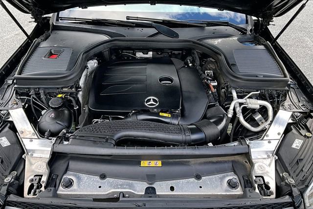 Certified 2022 Mercedes-Benz GLC 300 4MATIC image 33