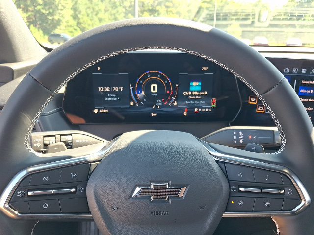New 2027 Chevrolet Traverse LT w/ Midnight/Sport Edition FWD image 15