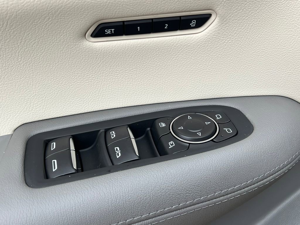 New 2026 Cadillac XT5 Premium Luxury w/ Driver Assist Package image 16