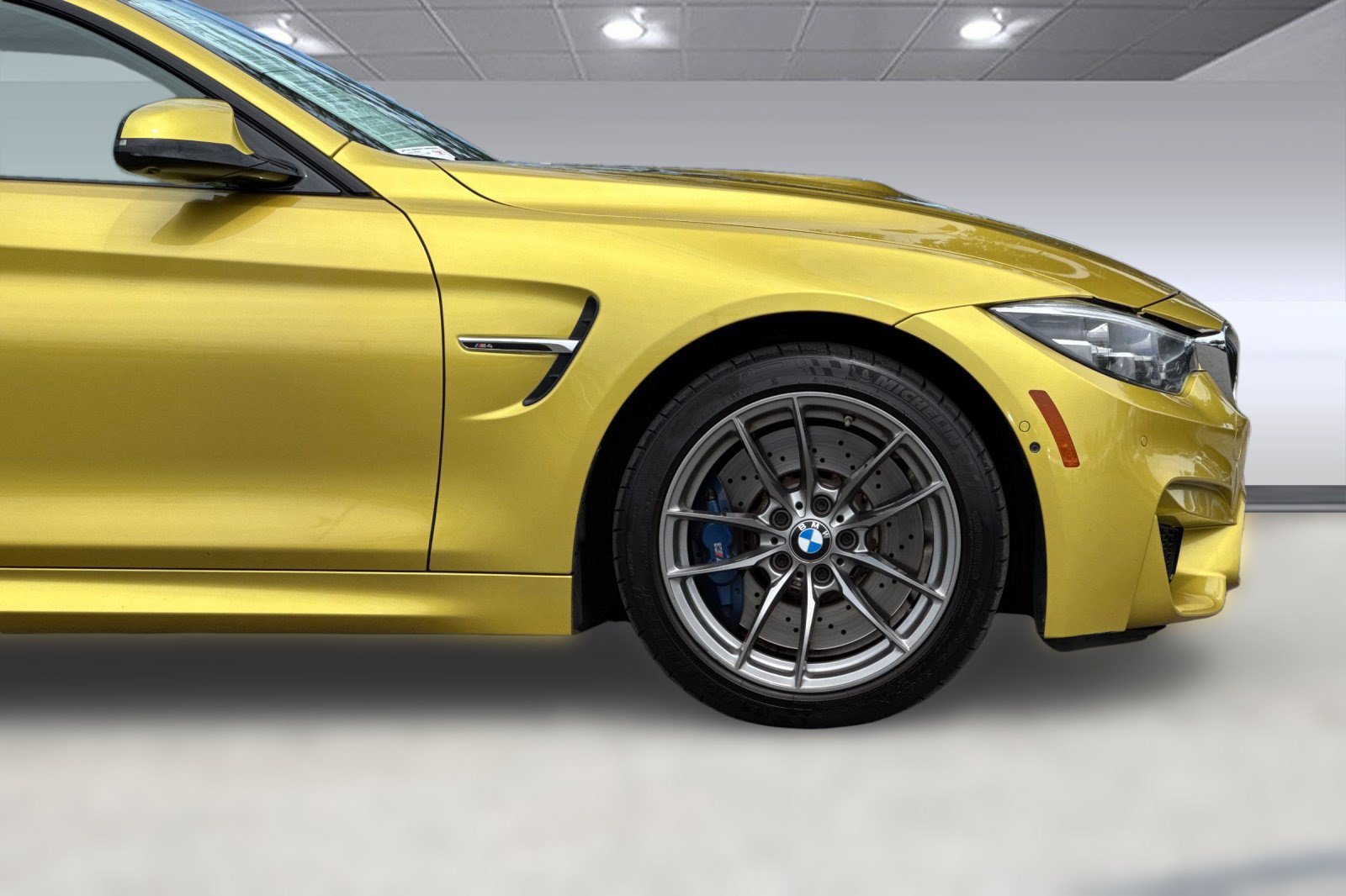 Used 2018 BMW M4 Coupe RWD image 35