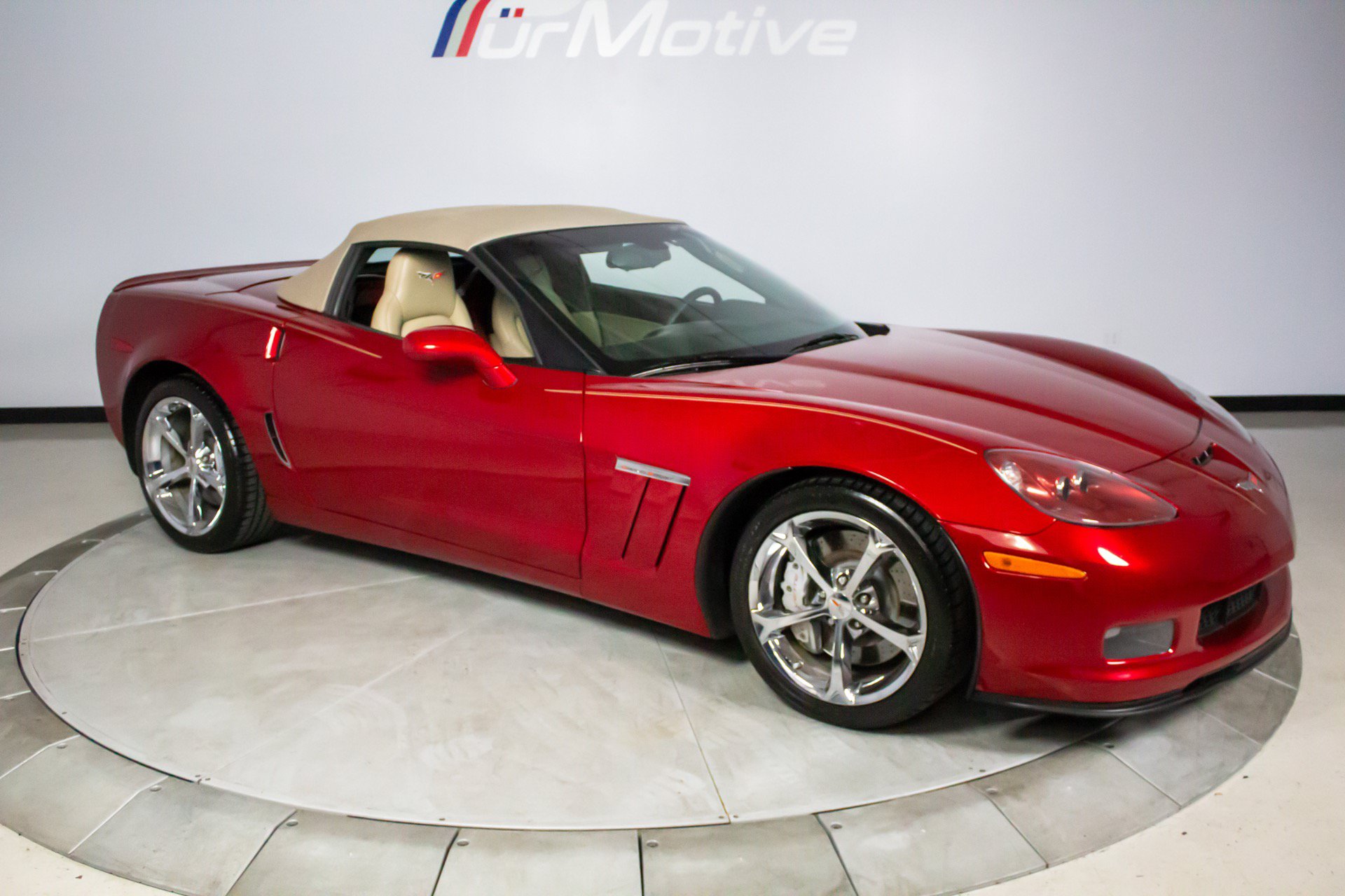 Used 2010 Chevrolet Corvette Grand Sport w/ Preferred Equipment Group RWD image 16