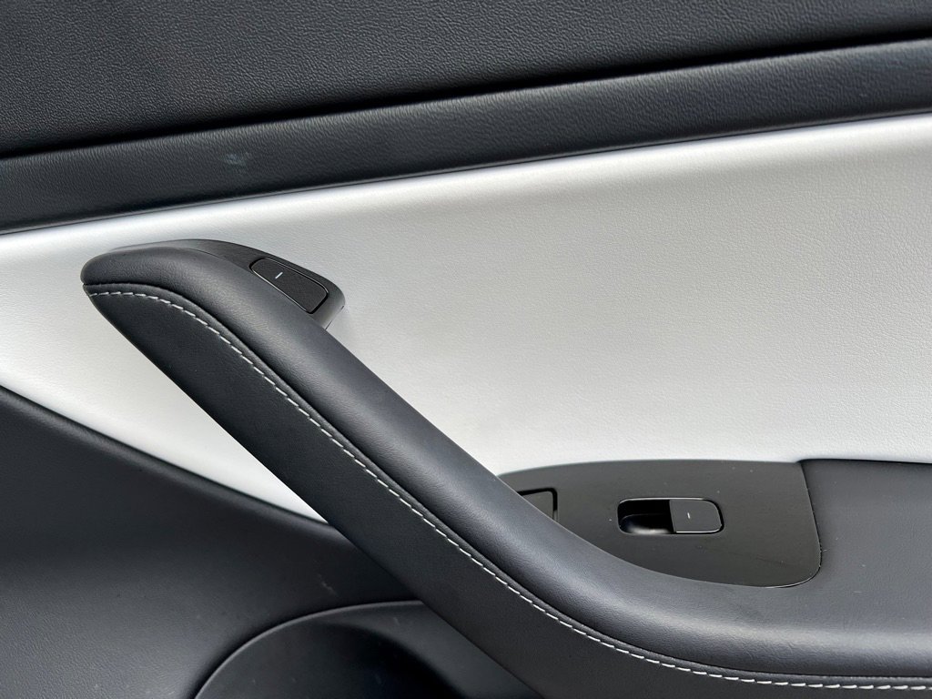 Used 2020 Tesla Model 3 Performance image 46