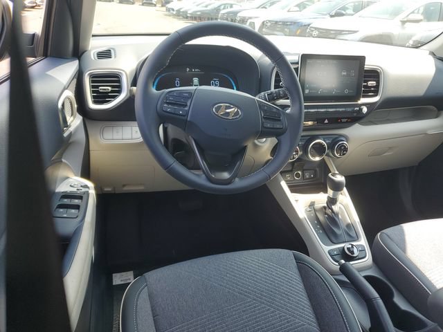 New 2026 Hyundai Venue SEL FWD image 10