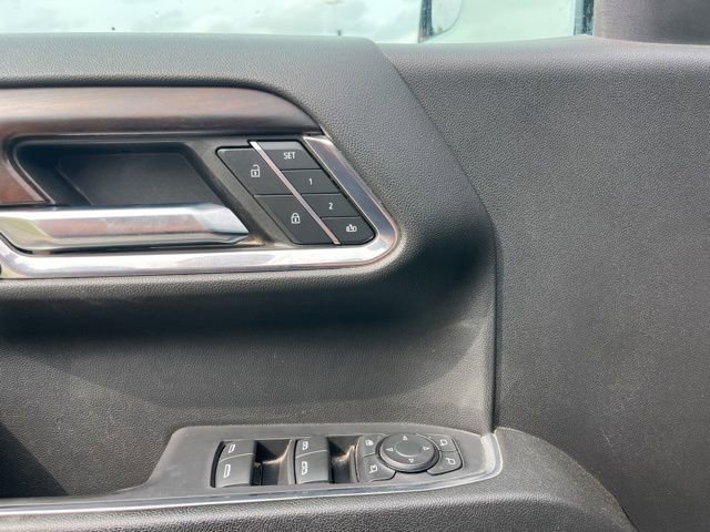 Used 2024 GMC Sierra 1500 SLT image 13