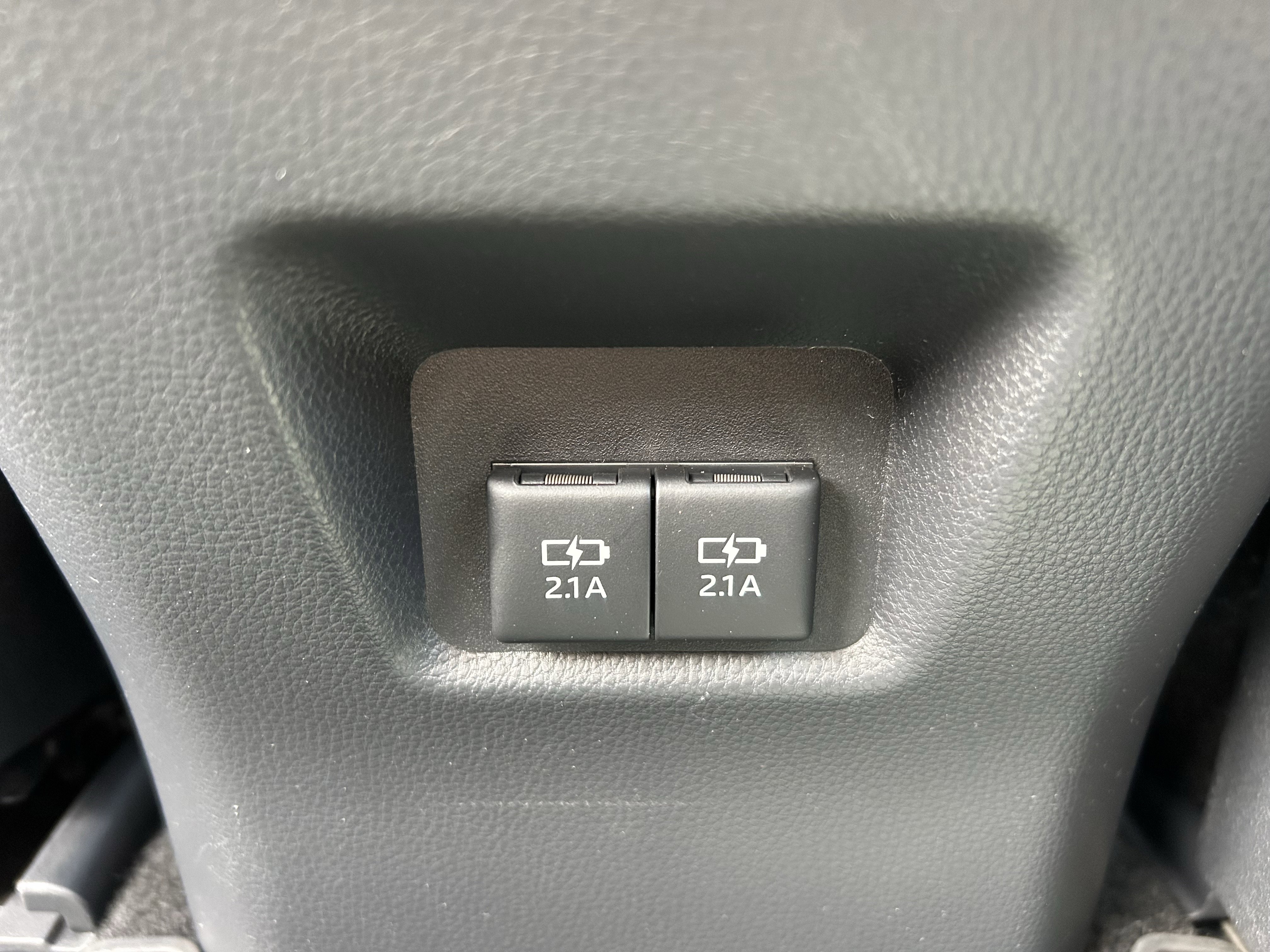 Used 2019 Toyota RAV4 Limited AWD/4WD image 20