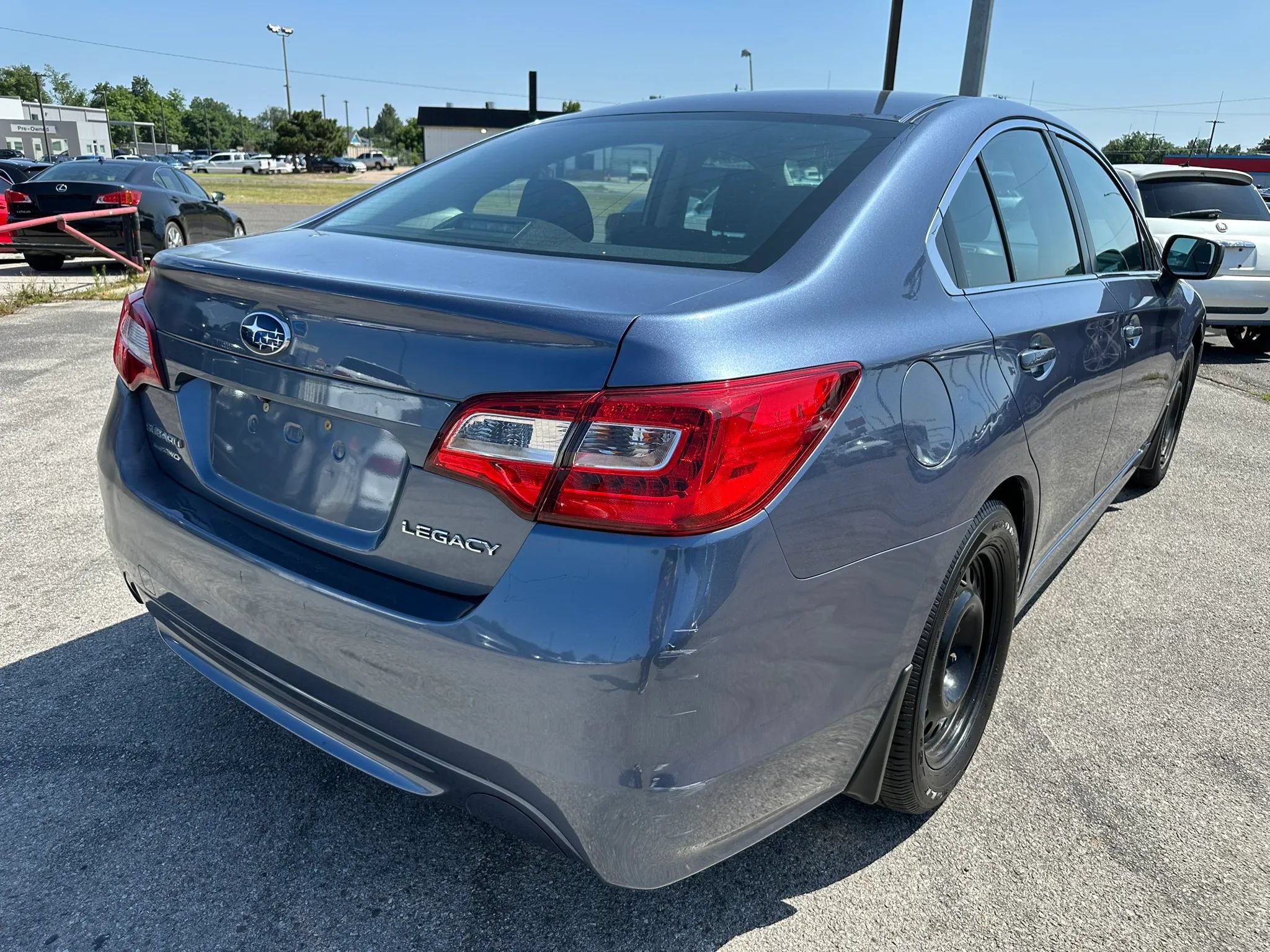 Used 2015 Subaru Legacy 2.5i AWD/4WD image 34