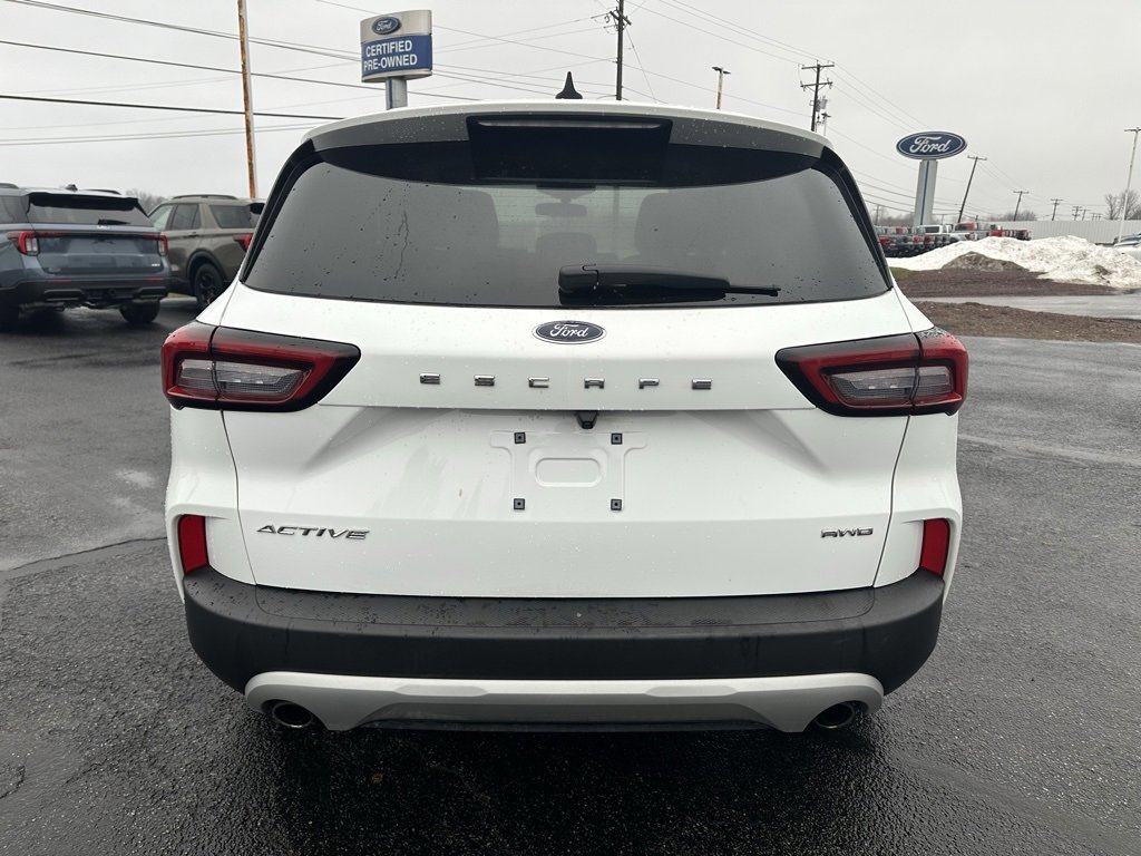 Used 2023 Ford Escape Active image 4