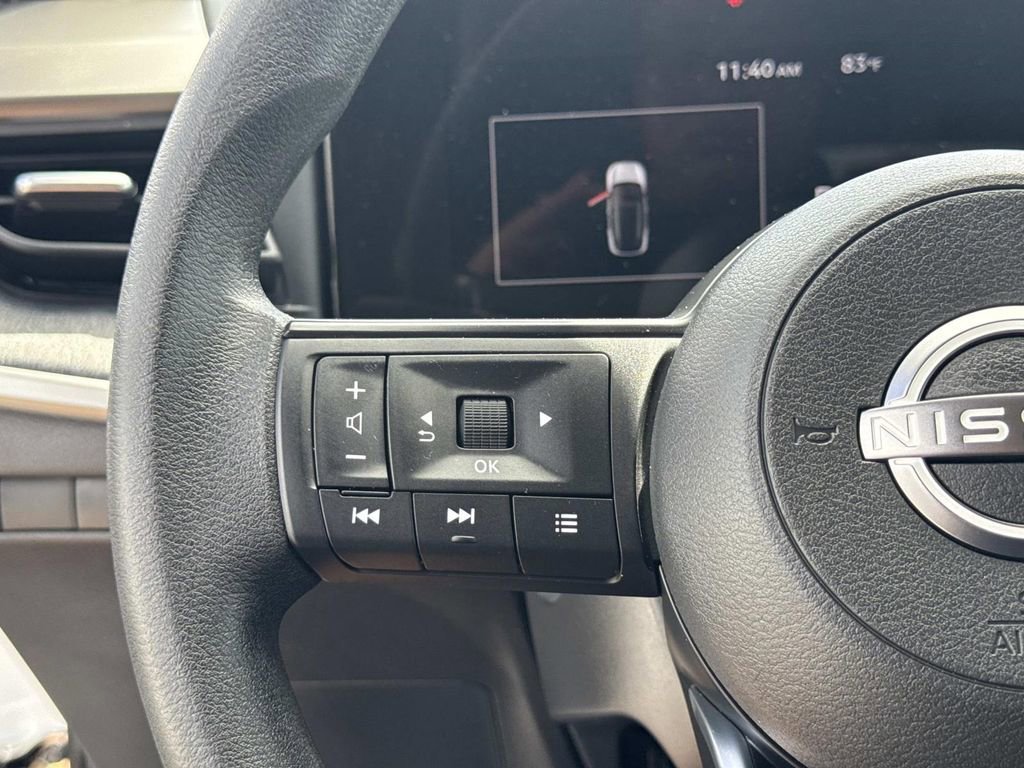 Used 2026 Nissan Kicks SV FWD image 28