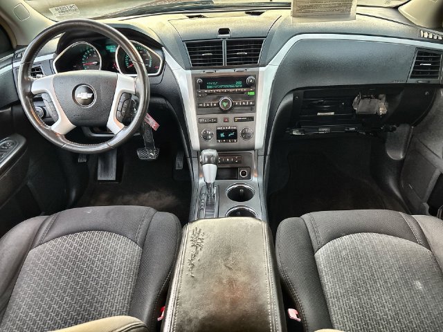 Used 2009 Chevrolet Traverse LT w/ California Edition Package FWD image 11