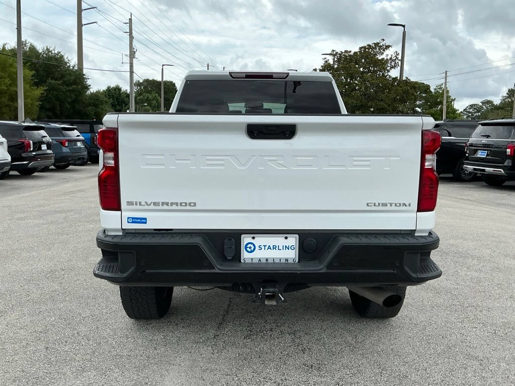 Used 2024 Chevrolet Silverado 2500 Custom w/ Custom Convenience Package AWD/4WD image 8