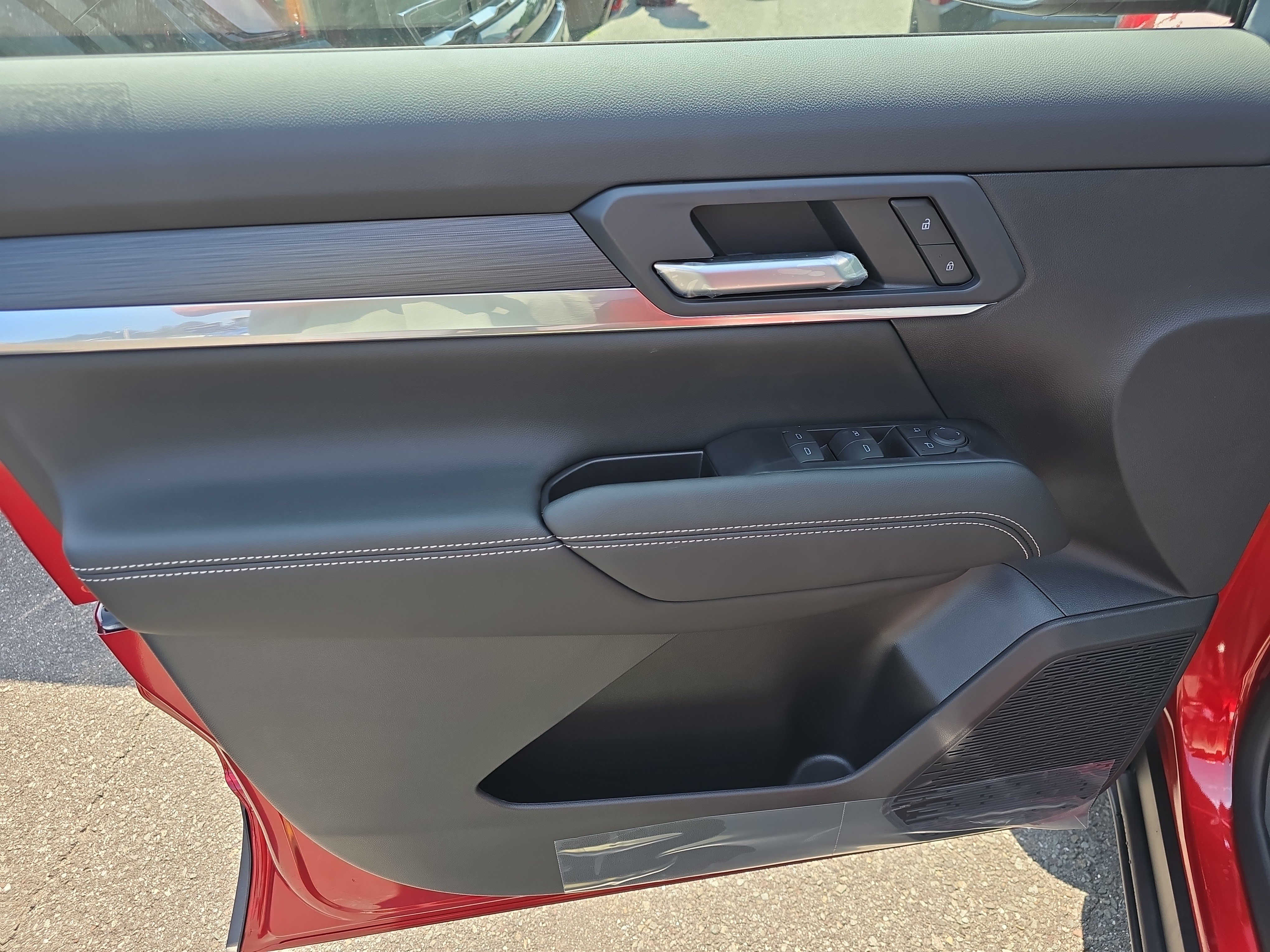 New 2027 GMC Terrain Elevation w/ Black Edition AWD/4WD image 16