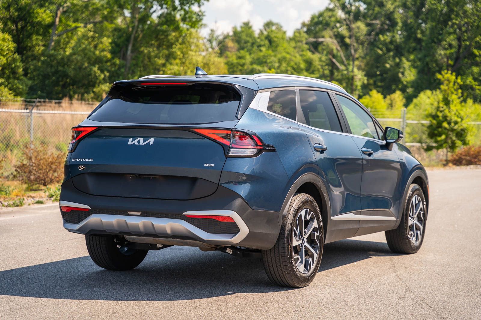 Used 2023 Kia Sportage EX image 7