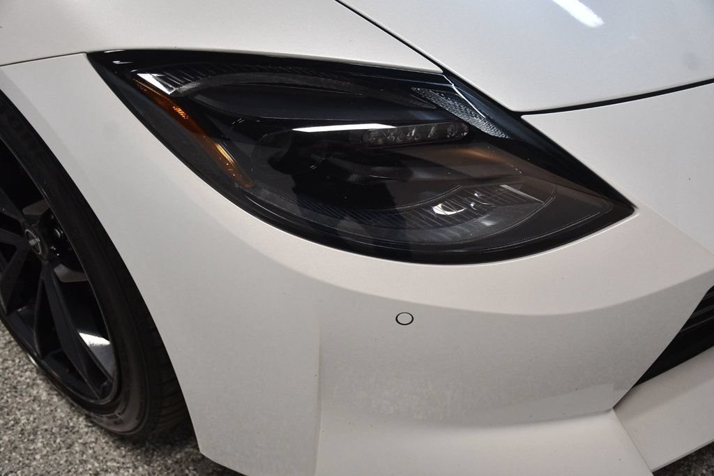 Used 2024 Nissan Z Performance w/ Floor Mat Package RWD image 10