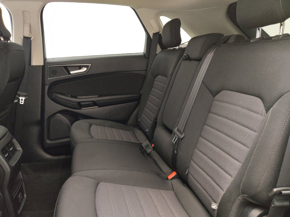 Used 2019 Ford Edge SE AWD/4WD image 18
