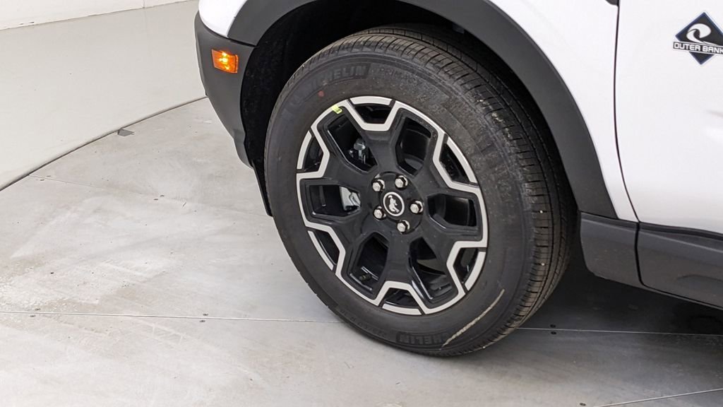 New 2025 Ford Bronco Sport Outer Banks w/ Outer Banks Tech Package+ image 4