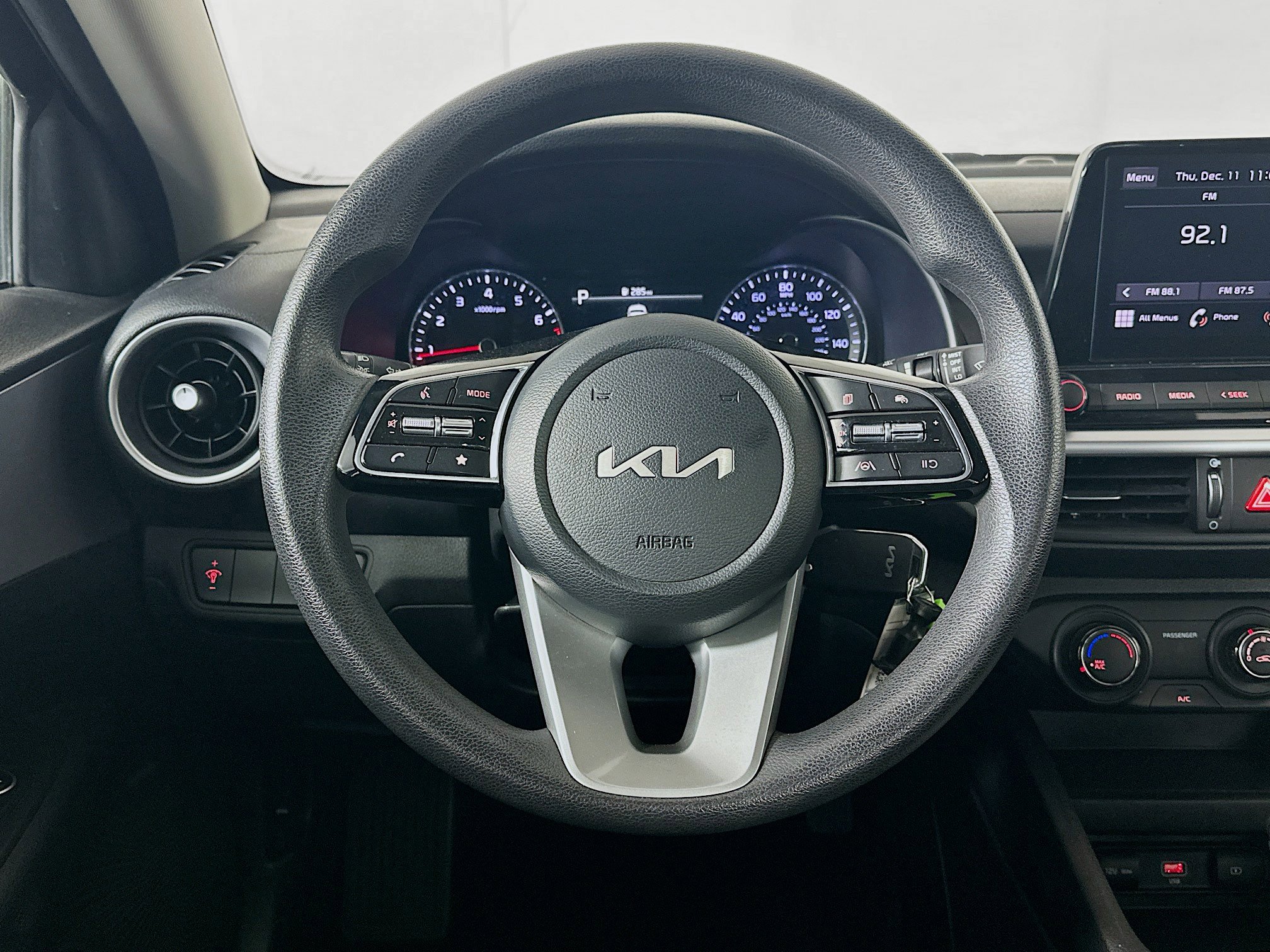 Used 2024 Kia Forte LXS image 17