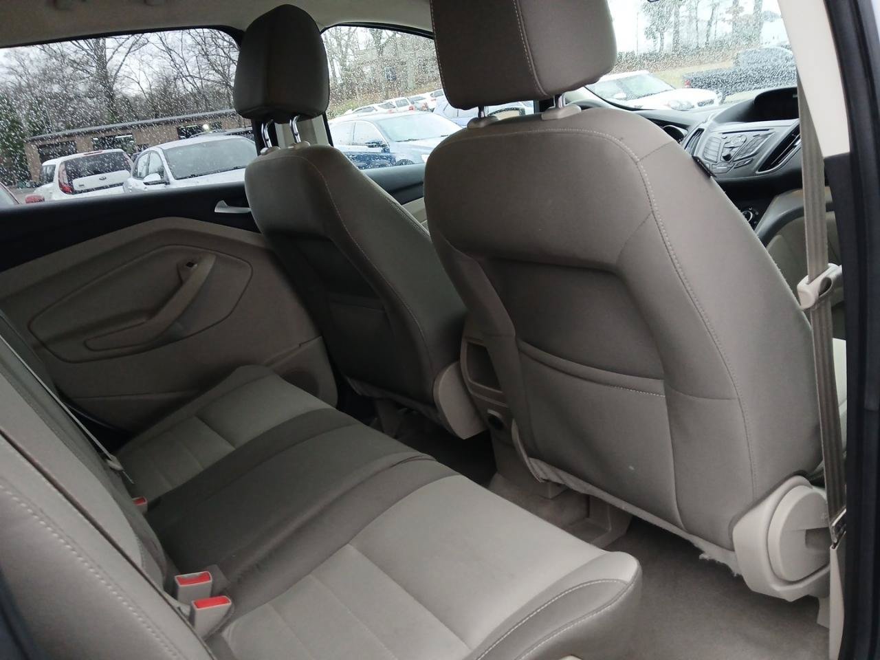 Used 2016 Ford Escape SE AWD/4WD image 13