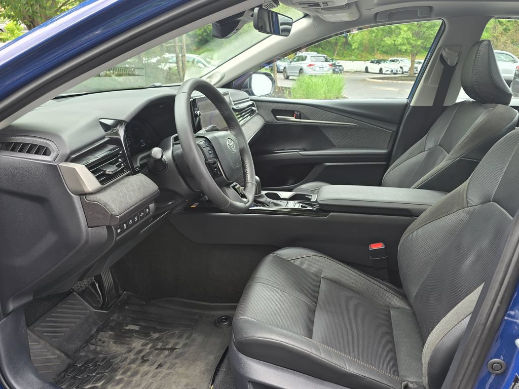 Certified 2025 Toyota Camry XLE w/ Premium Plus Package AWD/4WD image 15