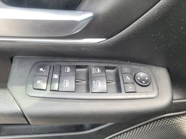 Used 2020 RAM 1500 Big Horn AWD/4WD image 17